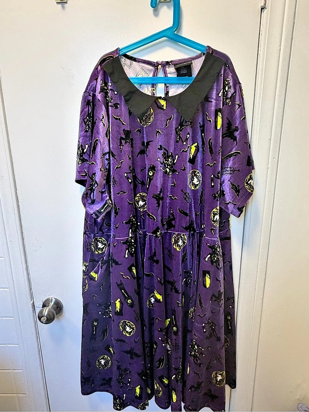 Disney Haunted Mansion Torrid women’s 4 Purple Dress